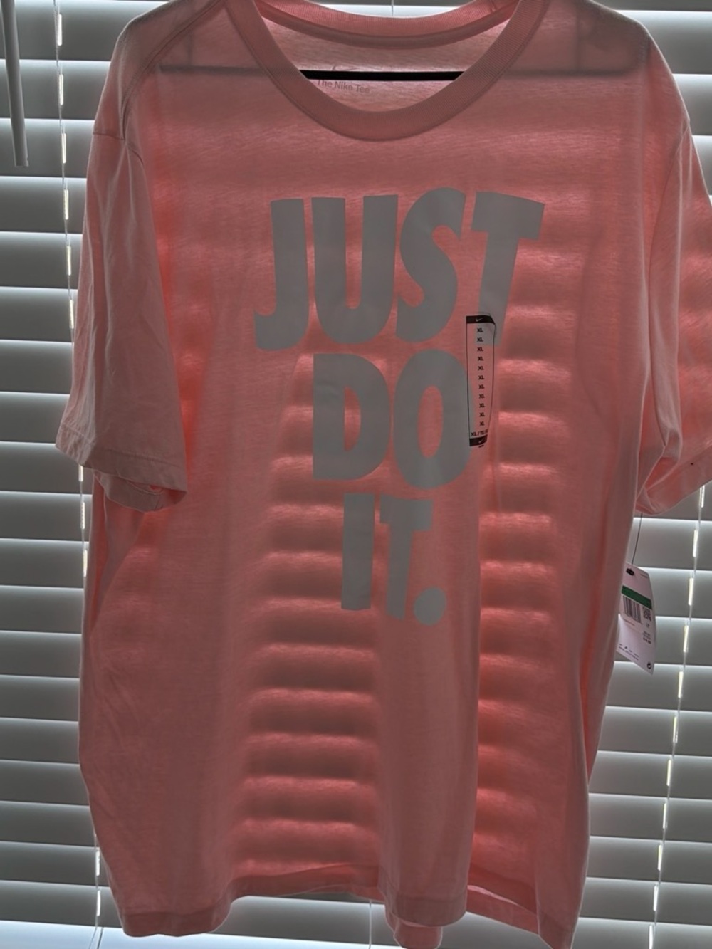 Nike Men’s Pink 'Just Do It.' Graphic T-Shirt